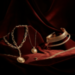 Gold necklaces for women